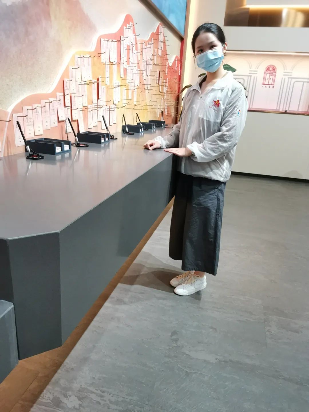 周家怡.jpg